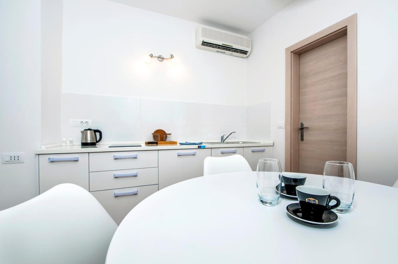 Apartments In Rovinj Centre Екстер'єр фото